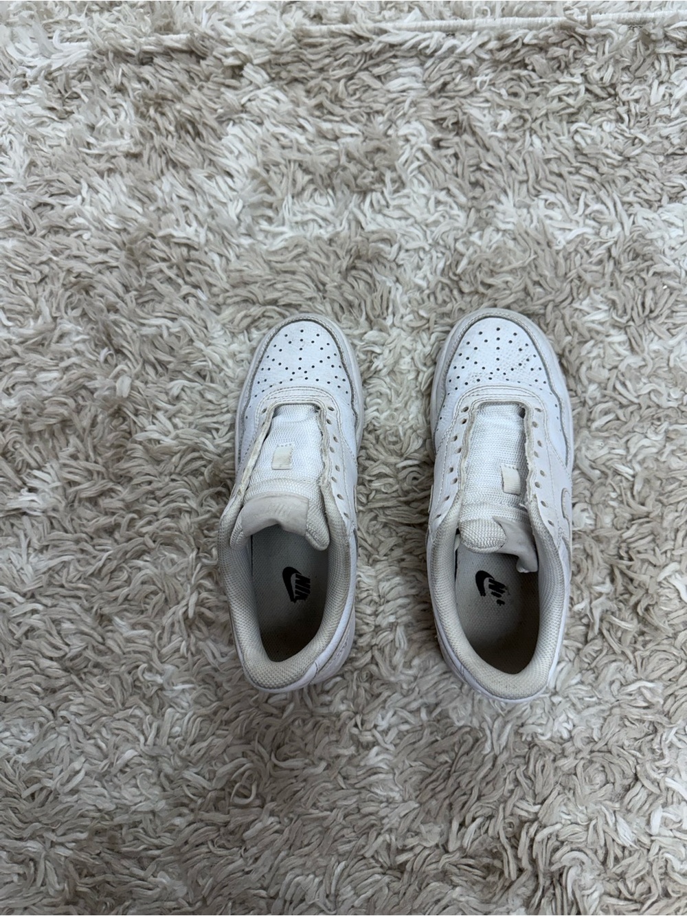 Nike  White Low-Top Sneakers